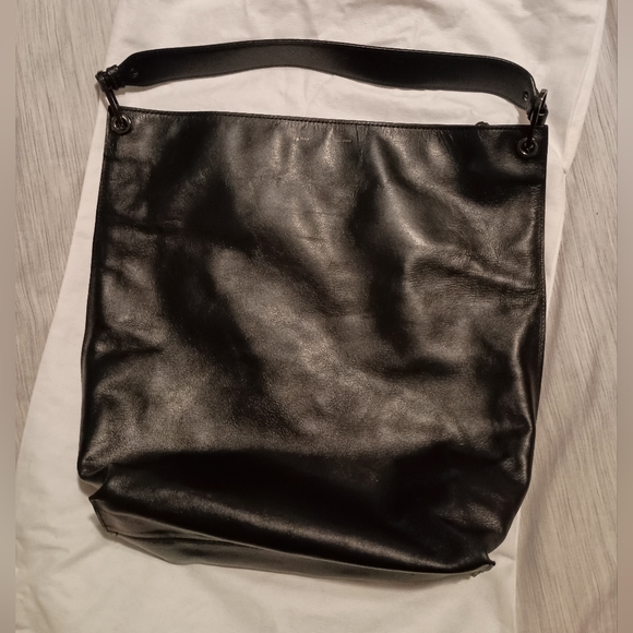 Off-White Main Label Black Leathers Handbag - Picture 3 of 6